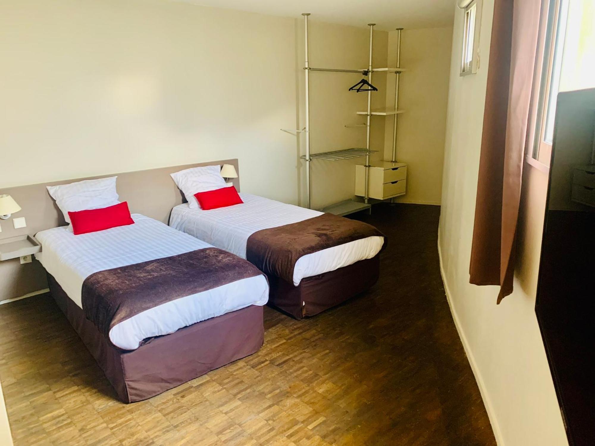 Aparthotel Standing By Actisource